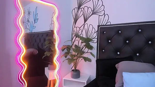 Sweet_Ariadna_ live sex cam