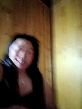 quynhbupbe11's cam snapshot