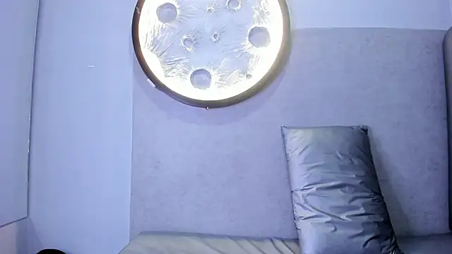 Luna__02's cam snapshot