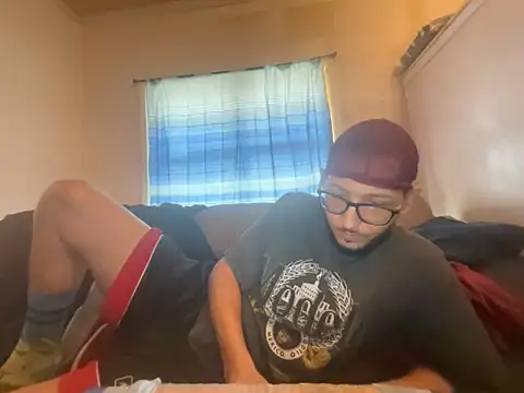 ThrowedWorldWide's cam snapshot