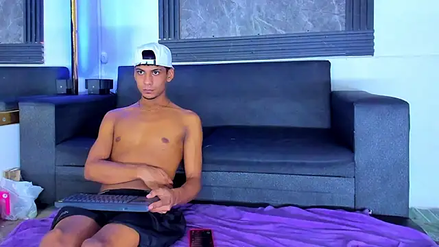 Stiben_boy's cam snapshot