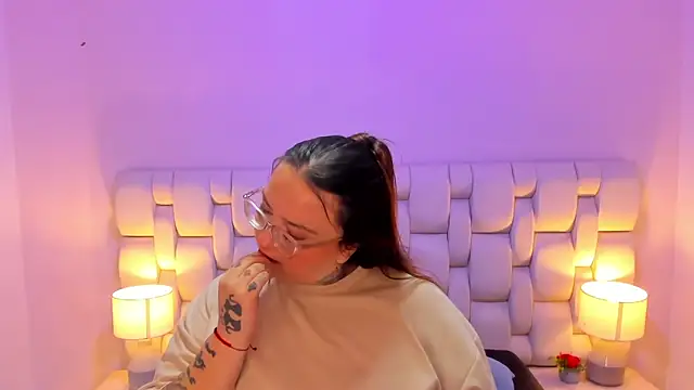 MiaYMolly live sex cam