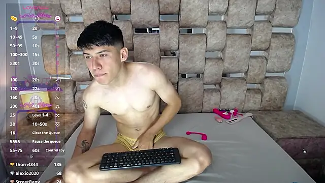 LucyyLeo live sex cam