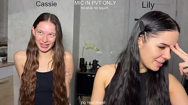 girls_secrets's cam snapshot