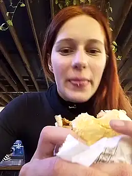 Lily_Viola's cam snapshot