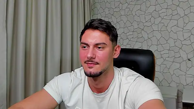 ClintMasters live sex cam