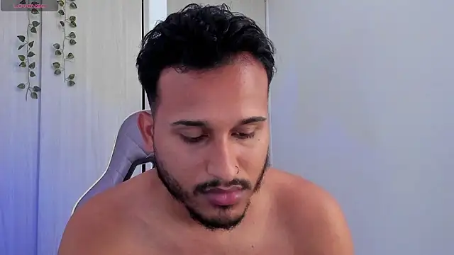 Raf_brunette's cam snapshot