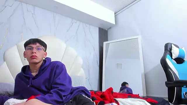 Alexander_Collinss live sex cam