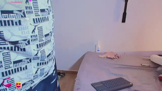 JeremmyAndStacy's cam snapshot