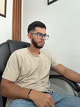 Milosky000 live sex cam