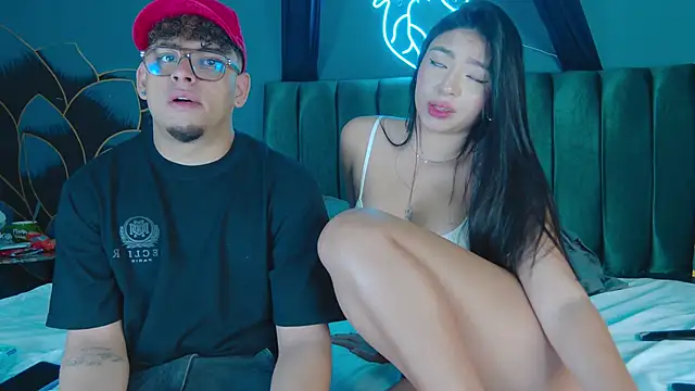 Kamie_SebasDolce's cam snapshot