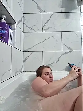 MilfyMrsRobinson live sex cam