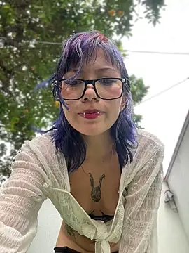 Namii_cute live sex cam