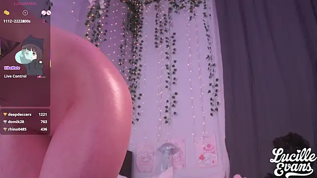 lucille_evans live sex cam