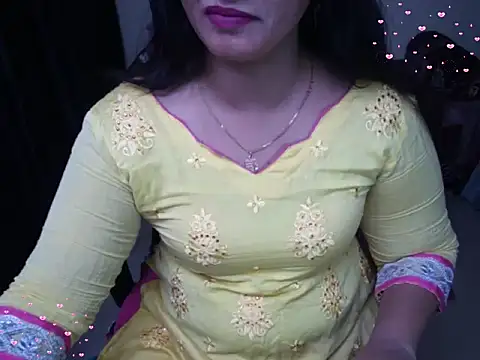 Cute_Aarushii's cam snapshot