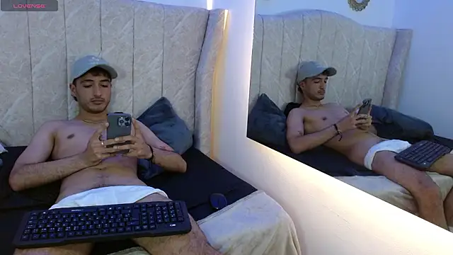 Chris_Tempt's cam snapshot