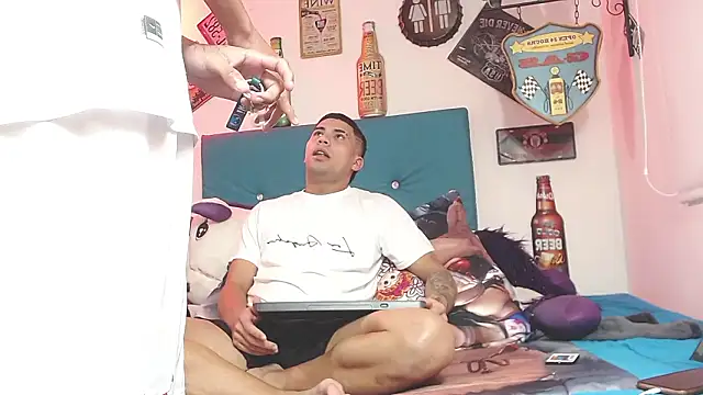 ian_boys_sexy's cam snapshot