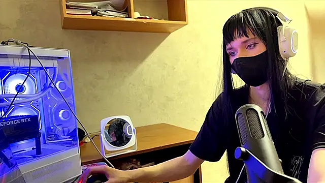 Akim_exe_UwU_femboy's cam snapshot