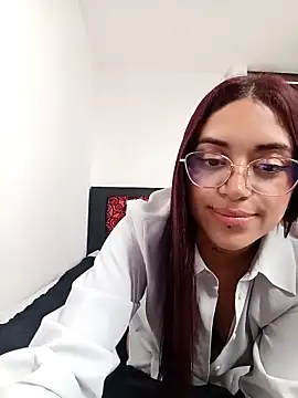 _ValentinaX_'s cam snapshot