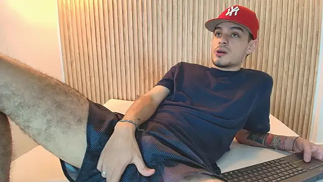 IM_BULL's cam snapshot