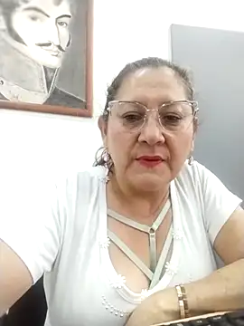 JULIETA_21-'s cam snapshot