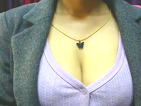 ishmita99's cam snapshot