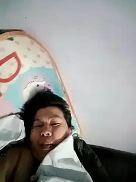 TropicalFlower's cam snapshot