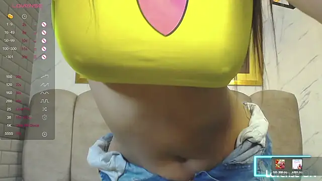 _Charlotte_v's cam snapshot