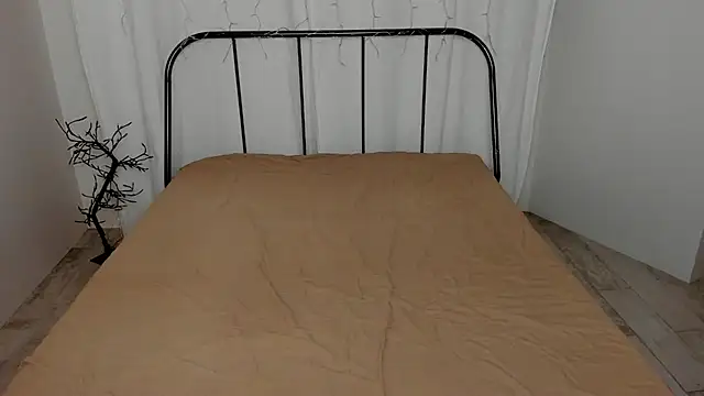 Talla_a live sex cam