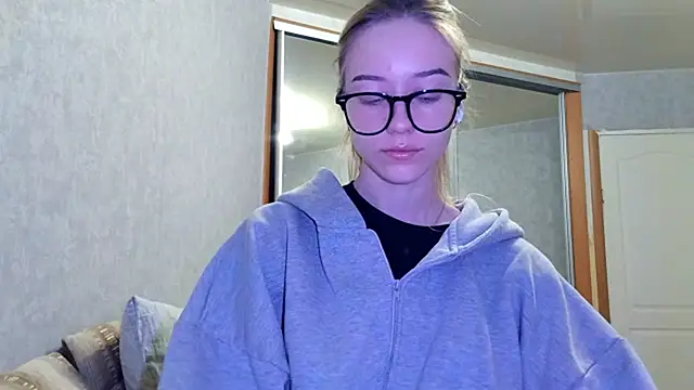 GlidedFill's cam snapshot