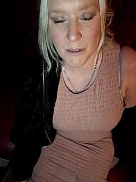 Bouncy-Bella28X's cam snapshot