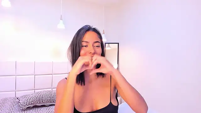 your_khloe's cam snapshot