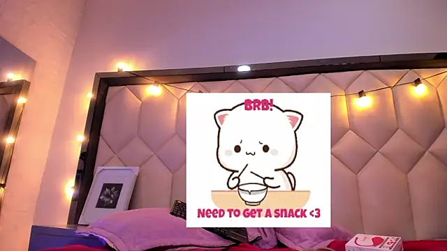 Scarletbigbug's cam snapshot