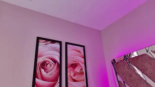 MeganR_ live sex cam