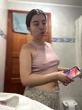 Cloew_Marz live sex cam