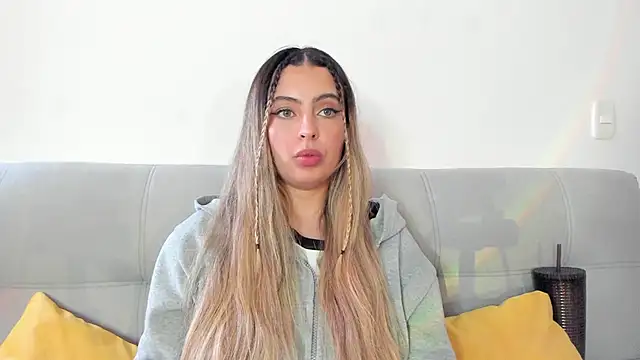 Fernanda_aaaa's cam snapshot