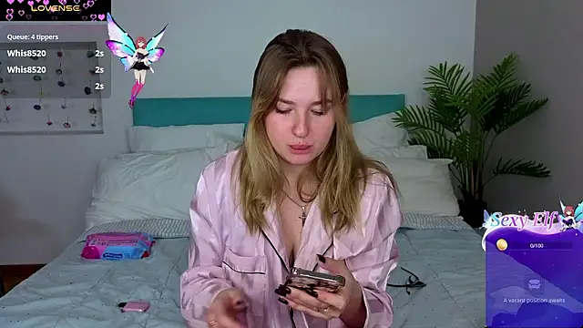 VladaHotxx's cam snapshot