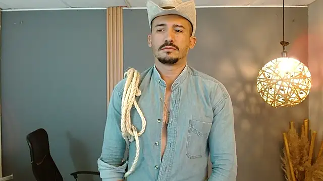 Reiko_85_'s cam snapshot