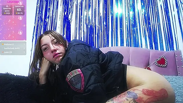 emily_cooper_pym's cam snapshot