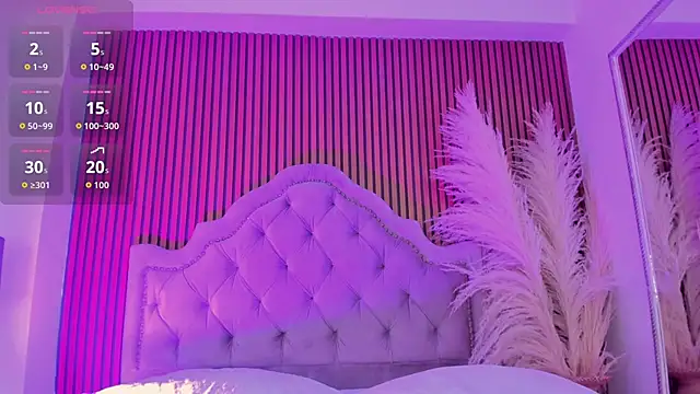 Violett_hott_'s cam snapshot