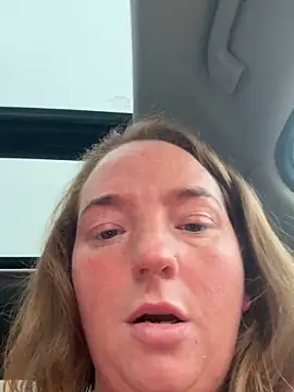 JustYourNormalCouple's cam snapshot