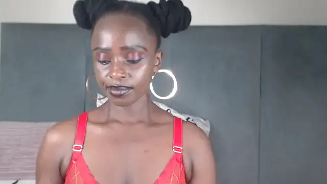 Jah-Queen's cam snapshot