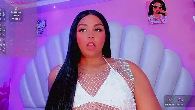 Maia_Hotts live sex cam