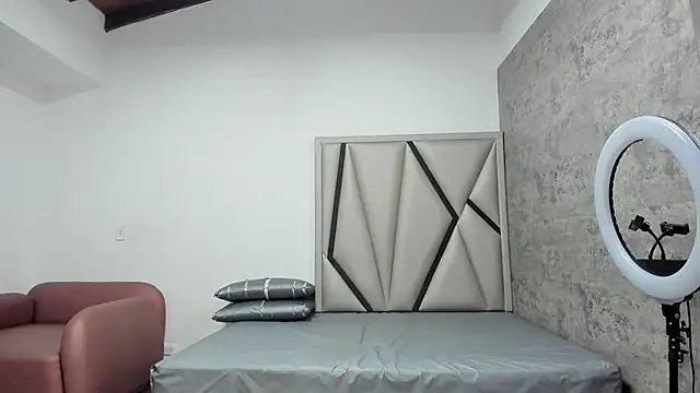 AyshelDoll1's cam snapshot