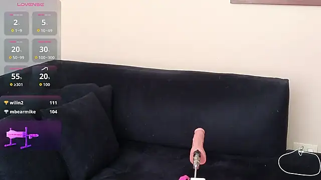 hairyncuteass live sex cam