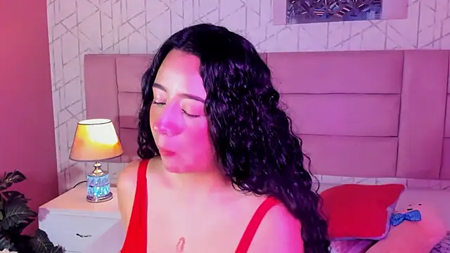 BellaSwwan's cam snapshot