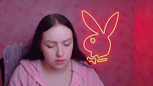 Kira_raa's cam snapshot