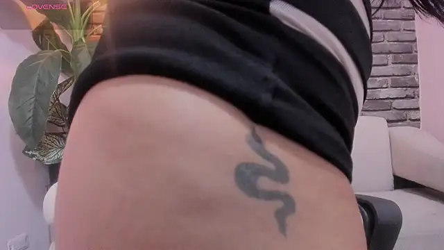 Dulcee_moon_'s cam snapshot