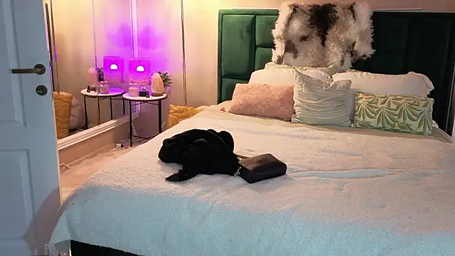 JoanneGG's cam snapshot