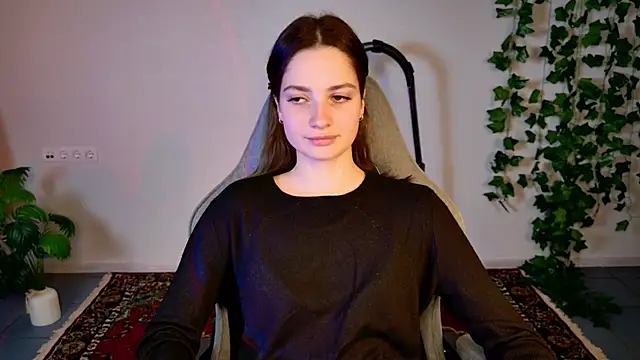 KiraVair live sex cam